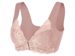 A 70-year-old Grandmother Designed a Bra for Women That is Popular All over